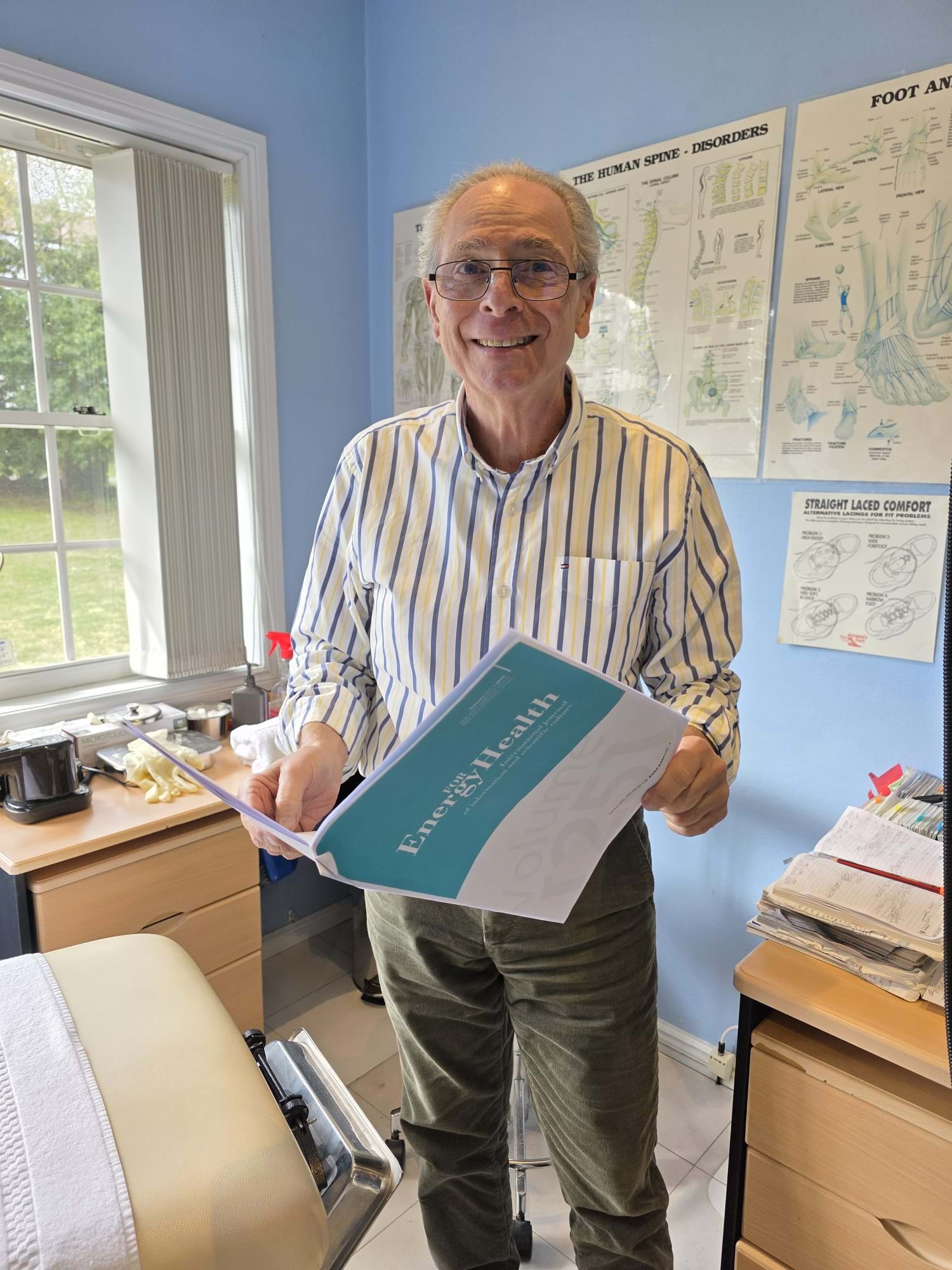 CESAR PUERTOLAS: CLINICAL EXPERIENCE, RESEARCH AND EVIDENCE-INFORMED CARE